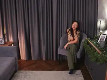 Alishatormey  live sex cam