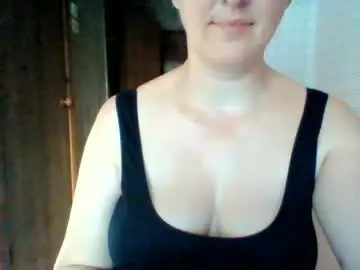 Awesomeladyy  live sex cam