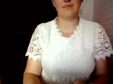 Awesomeladyy  live sex cam