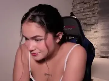 Cassievg  live sex cam