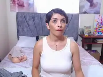 Chanel_joliee  live sex cam