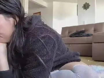 Christine_f  live sex cam