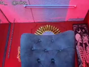 Julieta_russell  live sex cam