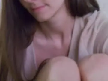 Lilyroselyn  live sex cam