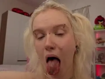 Mia_waterlily  live sex cam