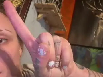 Rayvennoire  live sex cam