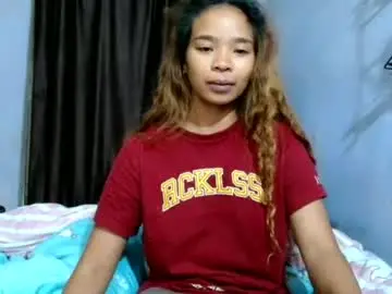Roxanne_98  live sex cam