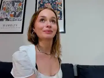 Ckortny  live sex cam