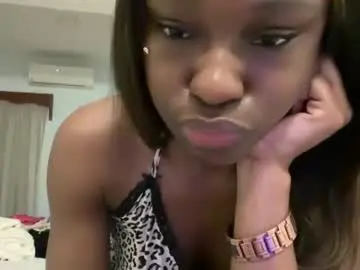 Glitchglimmer  live sex cam