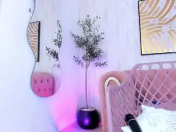 Krissi_latore  live sex cam