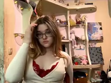 Lucillahisserich  live sex cam