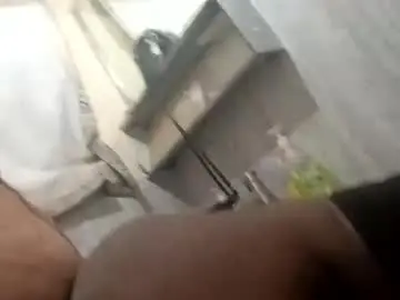 Pettylabelle691  live sex cam