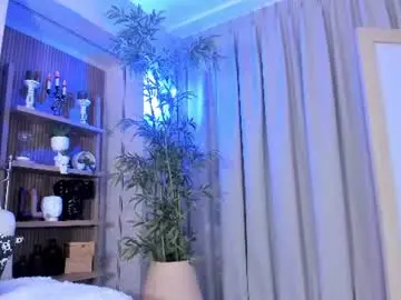 Reiayanamy  live sex cam