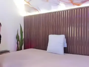 Roxie_ns  live sex cam