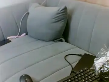 Saloni_india  live sex cam