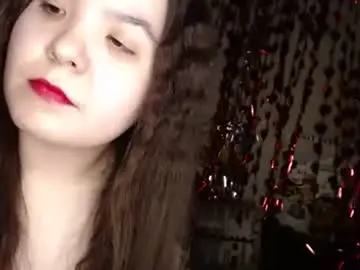 Var_kiss  live sex cam