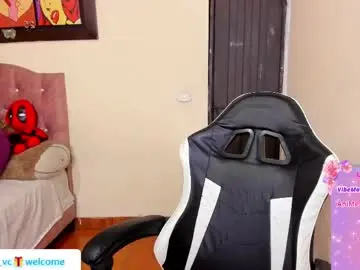 Violetalee  live sex cam
