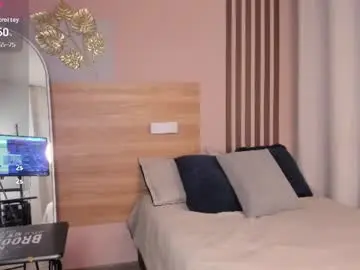 Ateneaa_lux  live sex cam