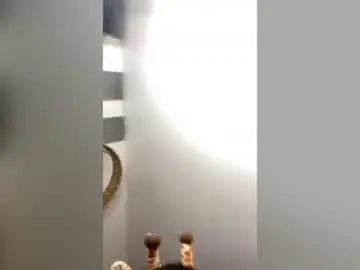 Giraffebabii25  live sex cam