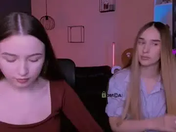 Leslie_bird  live sex cam