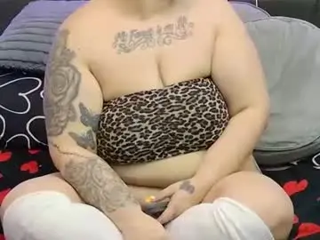 Lexi2810  live sex cam