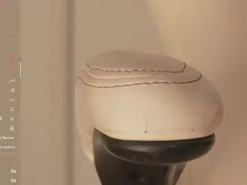 Lia_velez_  live sex cam