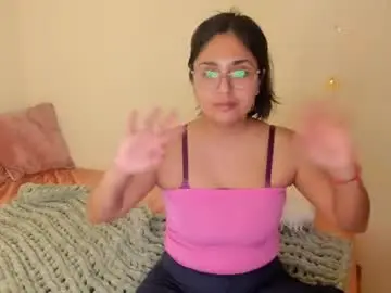 Luana_lean  live sex cam