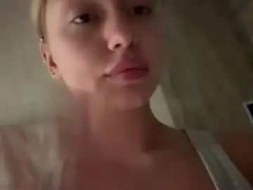Mysticallurre  live sex cam