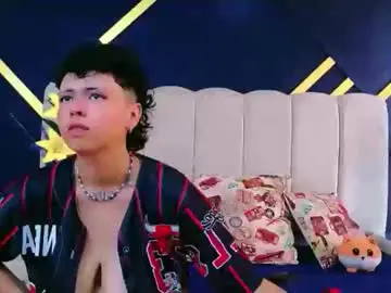 Nikievanz  live sex cam