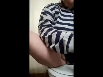 Picachu610  live sex cam