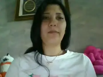Princessyyara  live sex cam