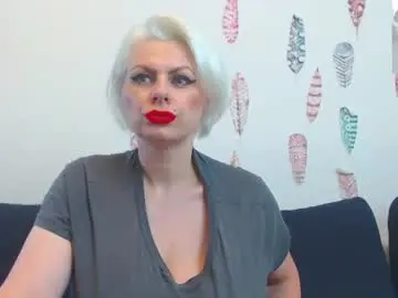 Pure_seduce_wow  live sex cam