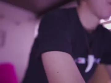 Tommy_blue1  live sex cam