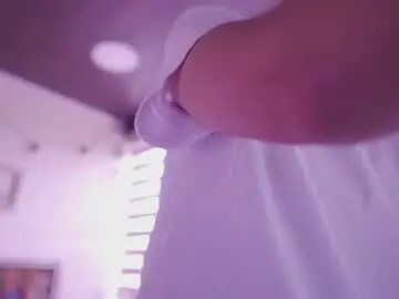 Tommy_blue1  live sex cam