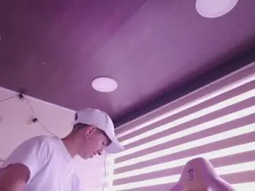 Tommy_blue1  live sex cam