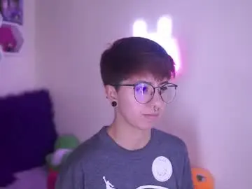 Tommy_blue1  live sex cam