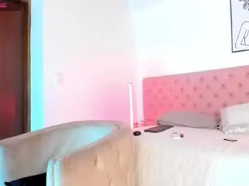 Dapnne_  live sex cam