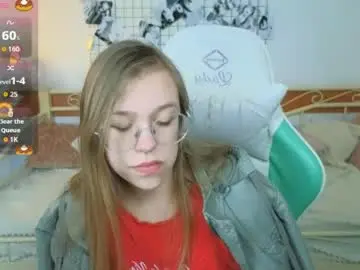 Layriantavee  live sex cam