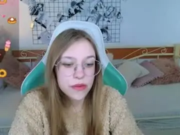 Layriantavee  live sex cam