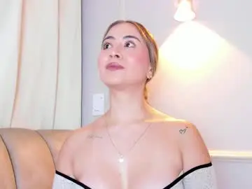 Lia_walton__  live sex cam