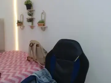 Mature_martina_  live sex cam