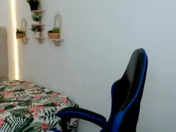 Mature_martina_  live sex cam