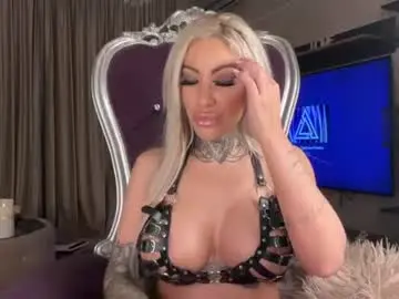 Mistresssaida  live sex cam