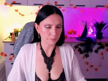 Steaflers_mom  live sex cam