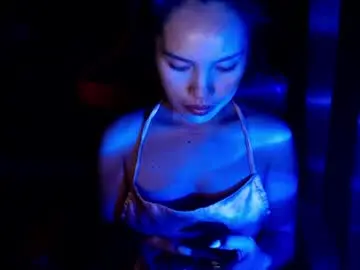 Strawberry_ei  live sex cam