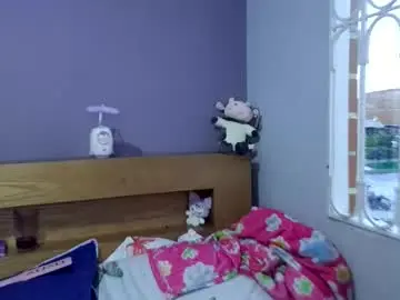 Tokiio_petit  live sex cam