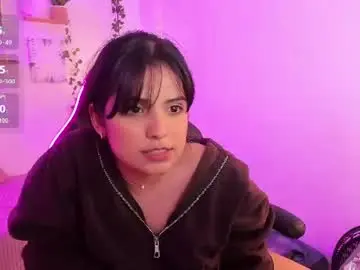 Yurii_petite  live sex cam