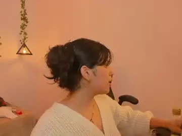 Yurii_petite  live sex cam