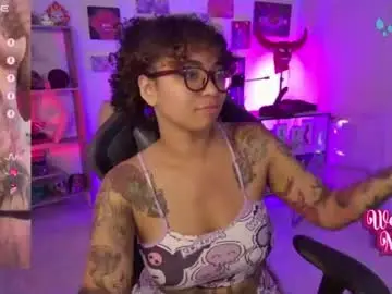 Alesyahampton  live sex cam