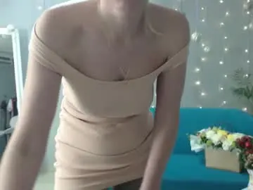 Blondy_mom  live sex cam